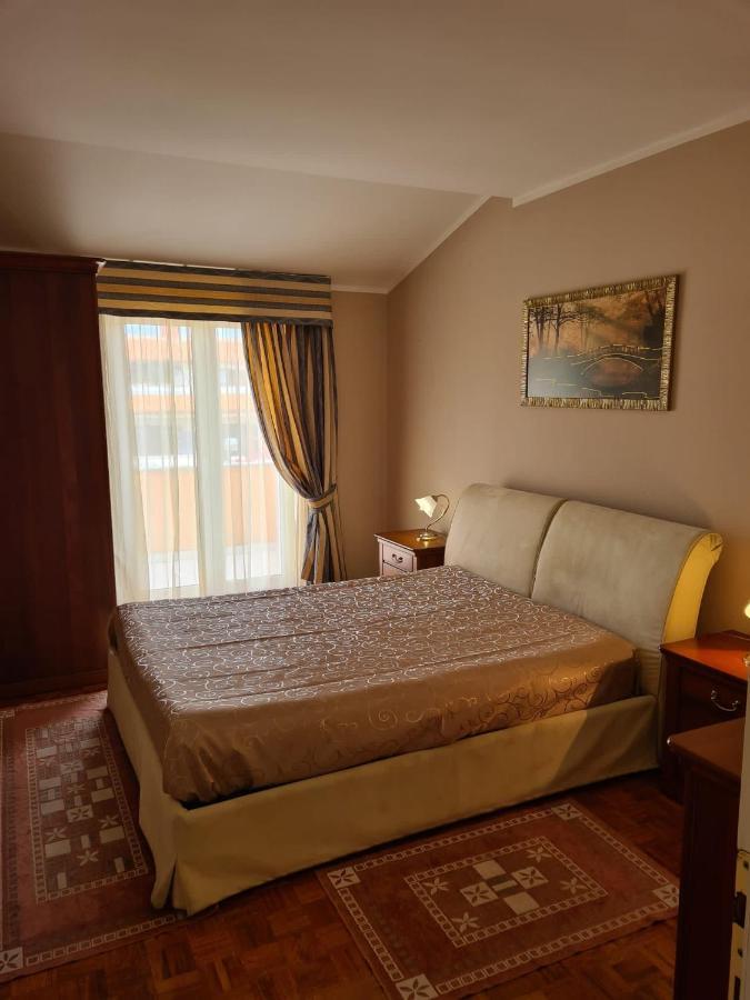 Apartment Sunny Pula Buitenkant foto